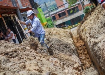 Después de 16 años el barrio Santa Catalina tiene redes nuevas de alcantarillado