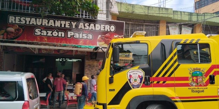 Incendio en un asadero de pollos en Ibagué