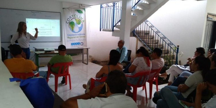 Cortolima capacita a comunidades en la prevención del riesgo de desastres