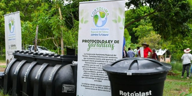 Cortolima entregó insumos para la construcción de aguas residuales en la vereda Tapias