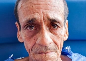 Adulto mayor que se encuentra en el Hospital Federico Lleras Acosta busca a su familia