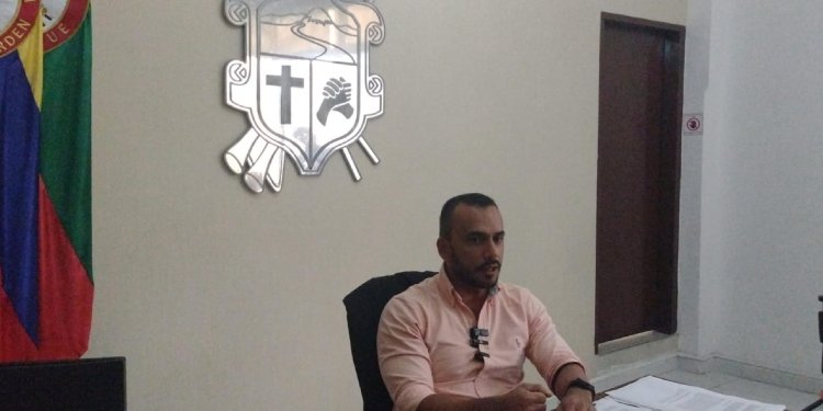 Ferney Varón anunció que denunciará al concejal William Rosas y a un portal web por el delito de calumnia