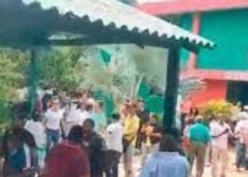 Graves disturbios por presunto fraude electoral en La Paz, Cesar