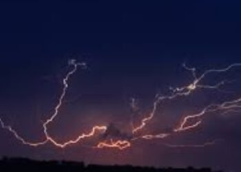 Tormenta eléctrica que azotó a Ibagué ocasionó varias emergencias