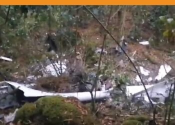 Avioneta que cubría ruta Medellín-Bogotá cayó en un cerro entre Facatativá y La Vega