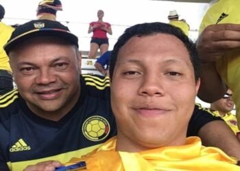 Padre de Colmenares rechaza insultos a hija de Petro en el Metropolitano