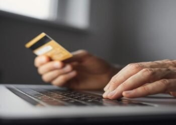 Secretaría de Desarrollo Económico advierte sobre estafas en compras por internet durante la temporada turística