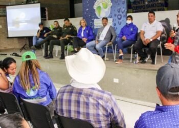 Cortolima realizó un nuevo pago por servicios ambientales a  familias en Bilbao