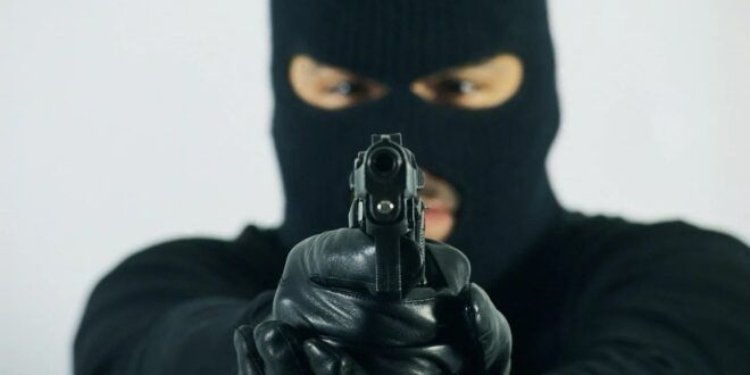 Hombres encapuchados y armados robaron campesinos en Chaparral