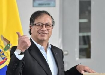 ¡Plantados otra vez!: Gustavo Petro Ausente en Reunión oficial que tenía con su gabinete