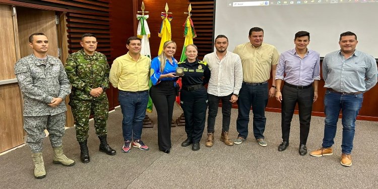 Johana Aranda articula trabajo con la Fuerza Pública en Ibagué