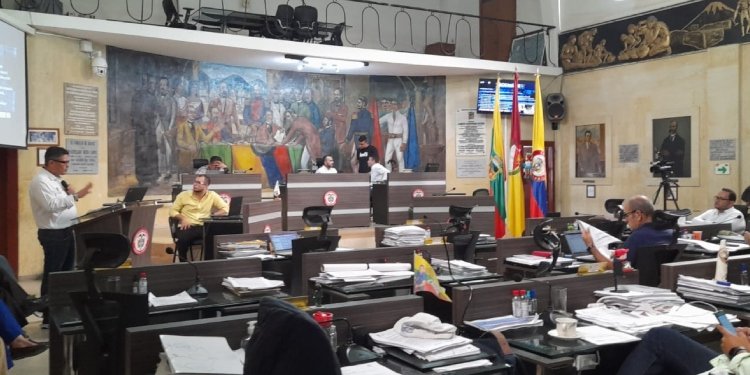 “A Andrés Fabián Hurtado le quedaron grandes las obras”, representantes de la comunidad en el Concejo de Ibagué