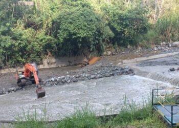 Quebrada las perlas sigue generando problemas en la bocatoma del Ibal