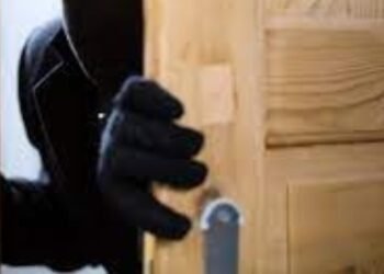 Supuesto domiciliario se metió a una casa y se llevó más de $20 millones de pesos