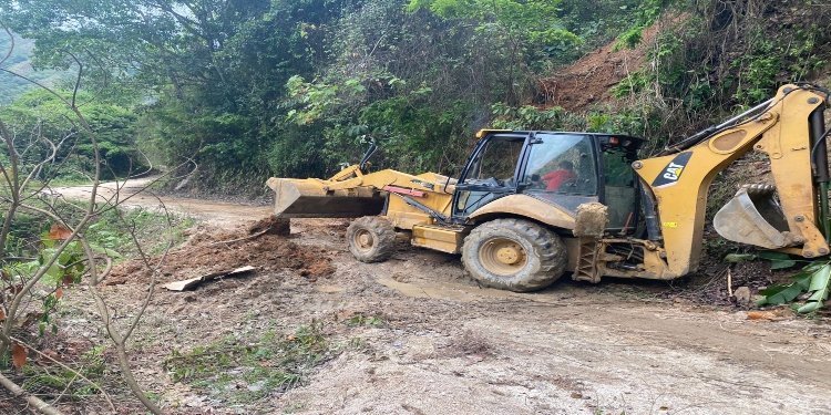 Sin kit de maquinaria amarilla se encuentra Icononzo para la atención de emergencias por lluvias