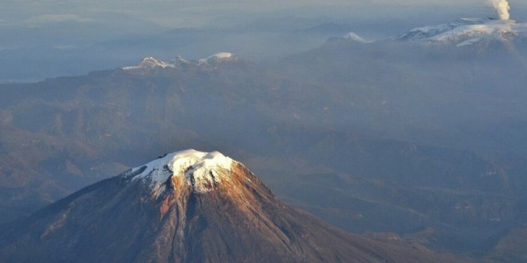 Sismos en el Volcán Nevado del Tolima no representan riesgo inminente de erupción