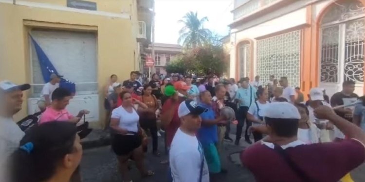 Honda y Purificación presentan aglomeraciones por resultados de los escrutinios