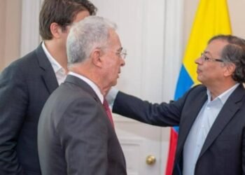 Con un ‘tintico’, Petro busca acuerdo con Uribe para destrabar crucial reforma a la salud mientras se agota el tiempo legislativo