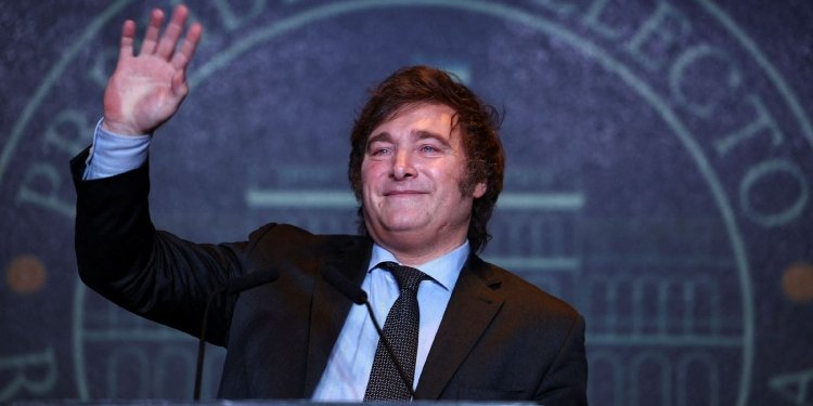 Primeros Movimientos: Javier Milei Anuncia Plan de Privatización en Argentina para Combatir la Inflación