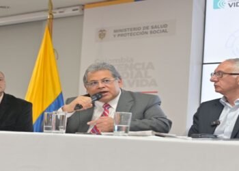 La Supersalud insta a los gestores farmacéuticos a asegurar el acceso de los usuarios a los medicamentos