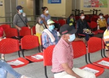 Pareja de comerciantes desplazados que llegaron a Ibagué, denuncian que la unidad de víctimas es inoperante