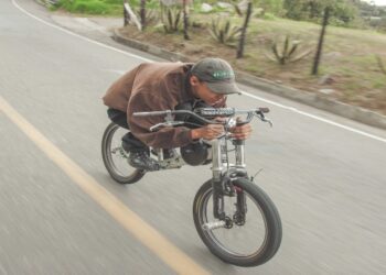 El ‘Grabity Bike’ es el deporte que está poniendo en riesgo la vida de los jóvenes en Fresno