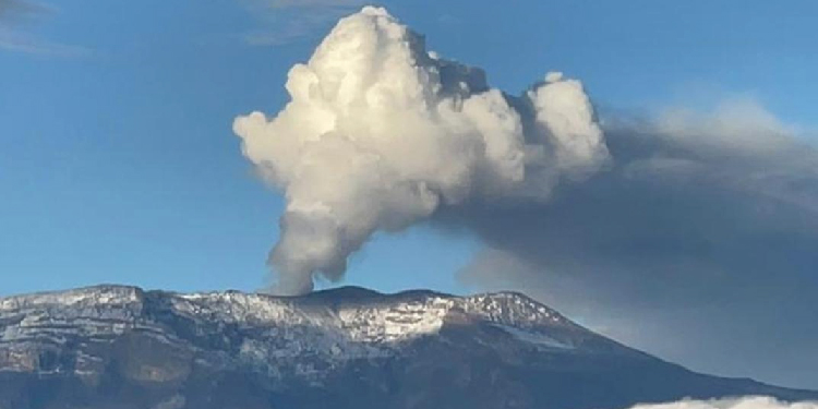 Volcán Nevado del Ruiz volvió a incrementar su actividad