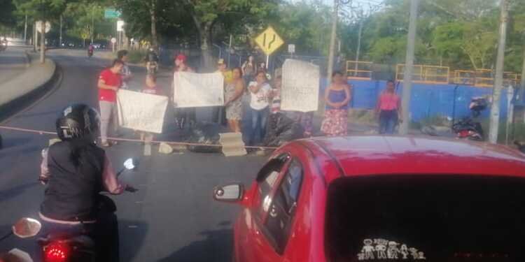 En Picaleña una vez más protestan por falta de agua