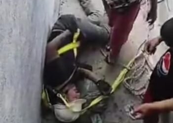 Trabajador de una obra en la Arboleda Campestre cayó varios pisos al suelo y fue atendido de urgencia