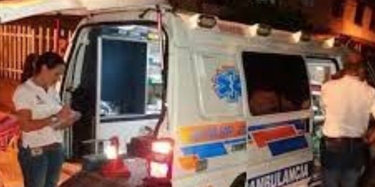 Denuncian ambulancias por negarse a prestar servicio de traslado de pacientes