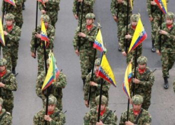 Escándalo por presunta irregularidad en la compra de bolsas de moral para el Ejército Nacional