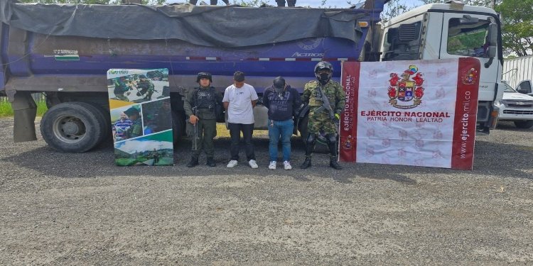 Ejército Nacional incauta más de 4 mil galones de combustible en la vía Ibagué – Alvarado