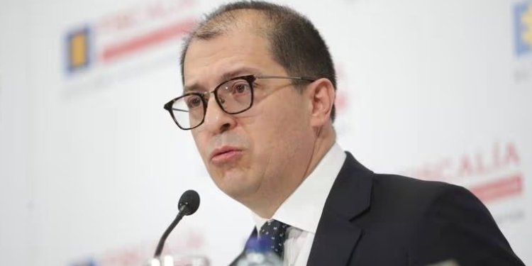 “El país le quedó grande al presidente Petro y al gobierno nacional en materia de orden público y control del territorio”: Fiscal Barbosa