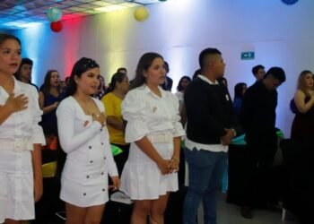 Gobernación del Tolima premió a jóvenes talentos del territorio