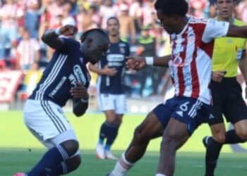 Junior venció al Medellín en el primer encuentro de la final del fútbol colombiano