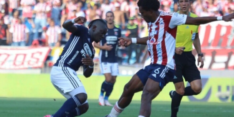 Junior venció al Medellín en el primer encuentro de la final del fútbol colombiano