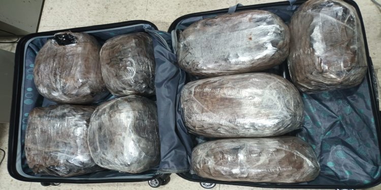 Maleta cargada de marihuana cayó en el Tolima