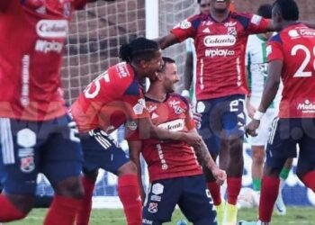 Medellín goleó al Nacional y se metió a la final del fútbol colombiano