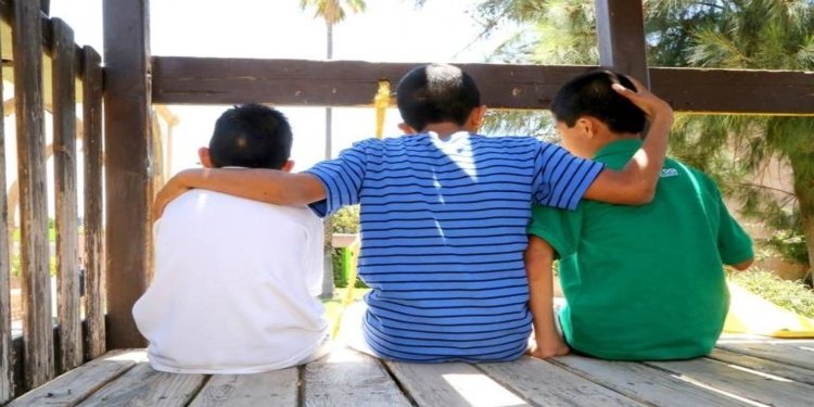 Autoridades entregan recomendaciones a padres para evitar que se extravíen sus hijos en época decembrina