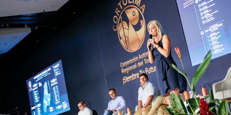 Olga Lucía Alfonso directora general de Cortolima presentó los resultados de su gestión durante el último cuatrienio
