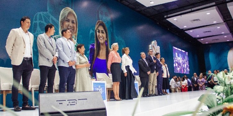 Olga Lucía Alfonso Iannini y Adriana Magali Matiz se posesionaron hoy en Ibagué