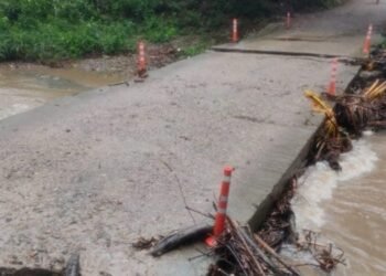 Sin puente de acceso vehicular, amaneció la comunidad de La Cordialidad