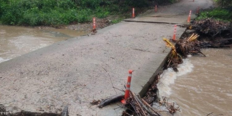 Sin puente de acceso vehicular, amaneció la comunidad de La Cordialidad