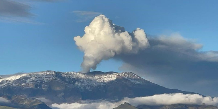 Volcán Nevado del Ruiz continúa presentando aumento de la actividad sísmica