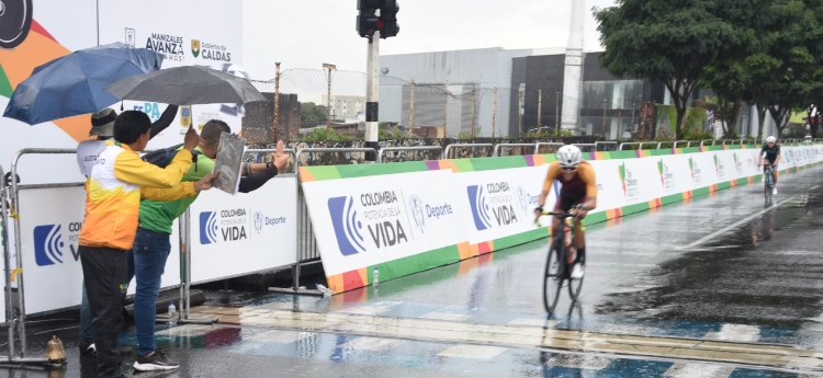 Éxito Histórico para Tolima en los VI Juegos Deportivos ParaNacionales: Nelson Reinoso Brilla en ParaCycling con Dos Medallas de Oro