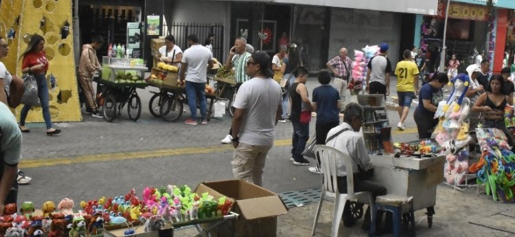 “Esta navidad no ha sido la de nosotros”, señalan vendedores informales de Ibagué