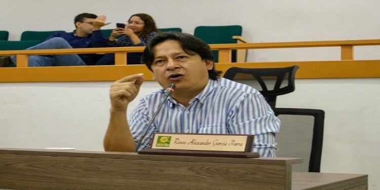 Diputado Renzo García critica firmemente el proyecto de ordenanza para la reestructuración de la Gobernación del Tolima