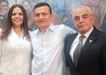 Arturo Castillo no siguió lineamientos del partido Conservador y se hizo elegir presidente