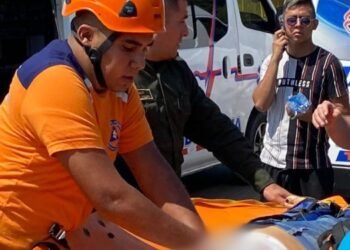 Falleció la mujer que se lanzó del puente