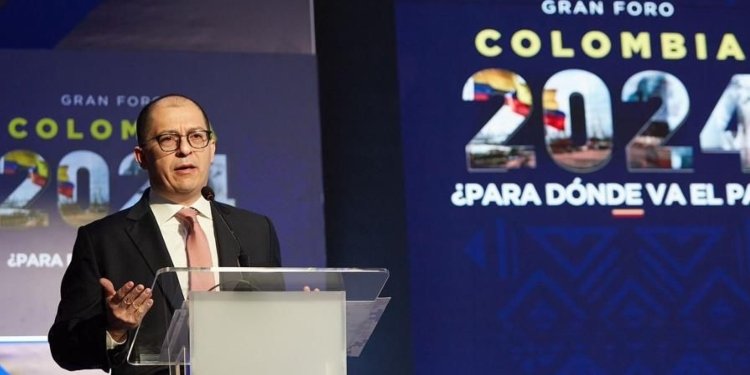 “Es necesario que se les den herramientas a los alcaldes y gobernadores para que se recupere la seguridad en el territorio”: Fiscal General